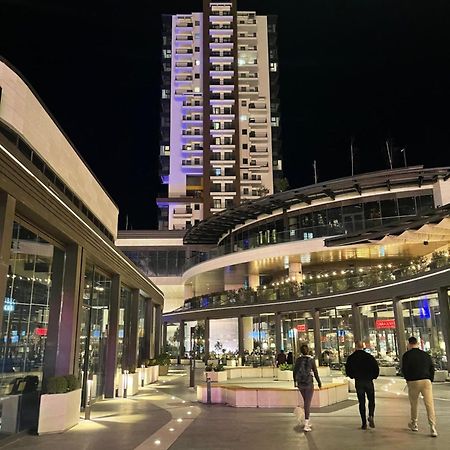 180° View Apartment In Diamond Building Skopje Esterno foto