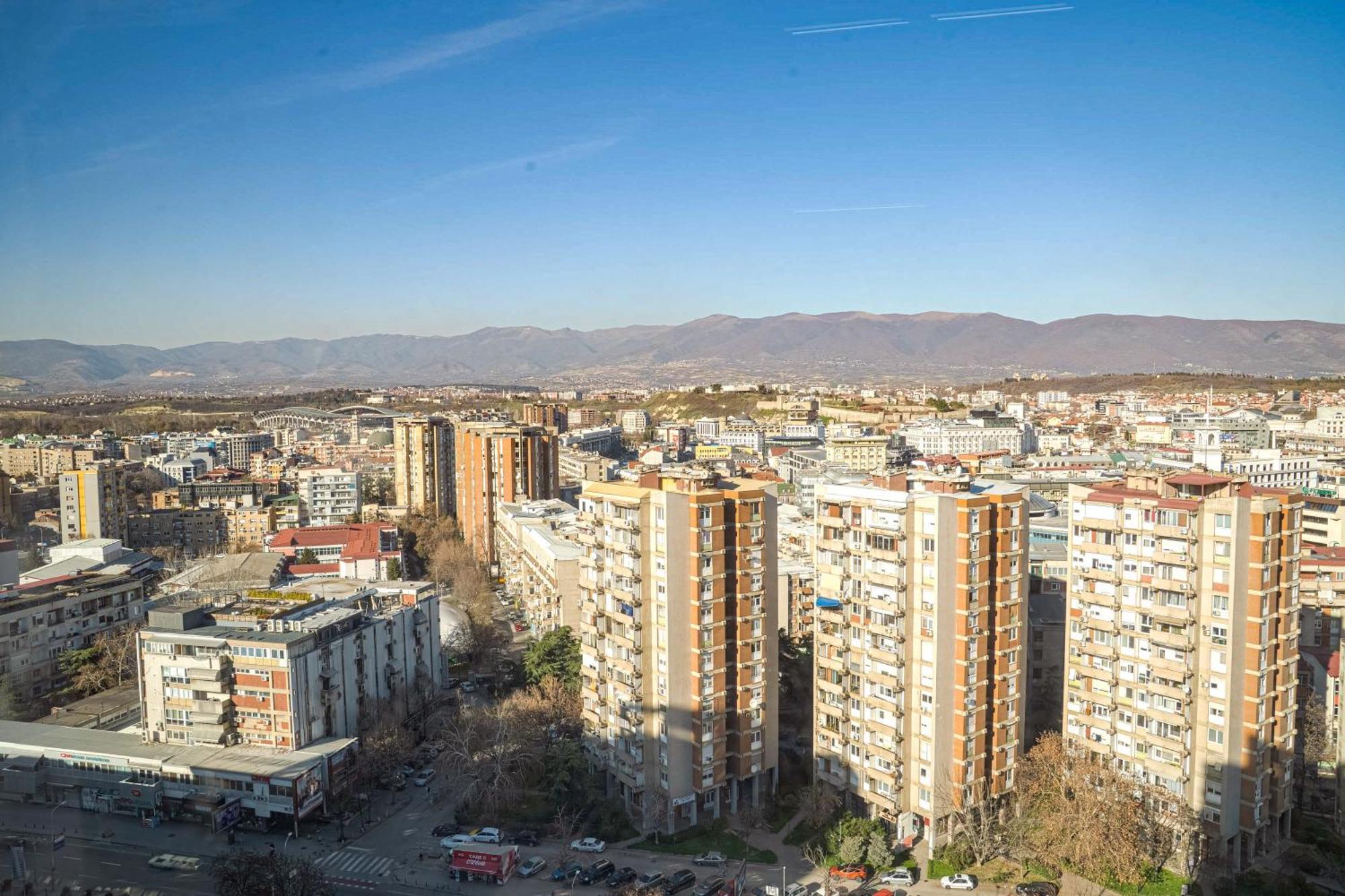 180° View Apartment In Diamond Building Skopje Esterno foto