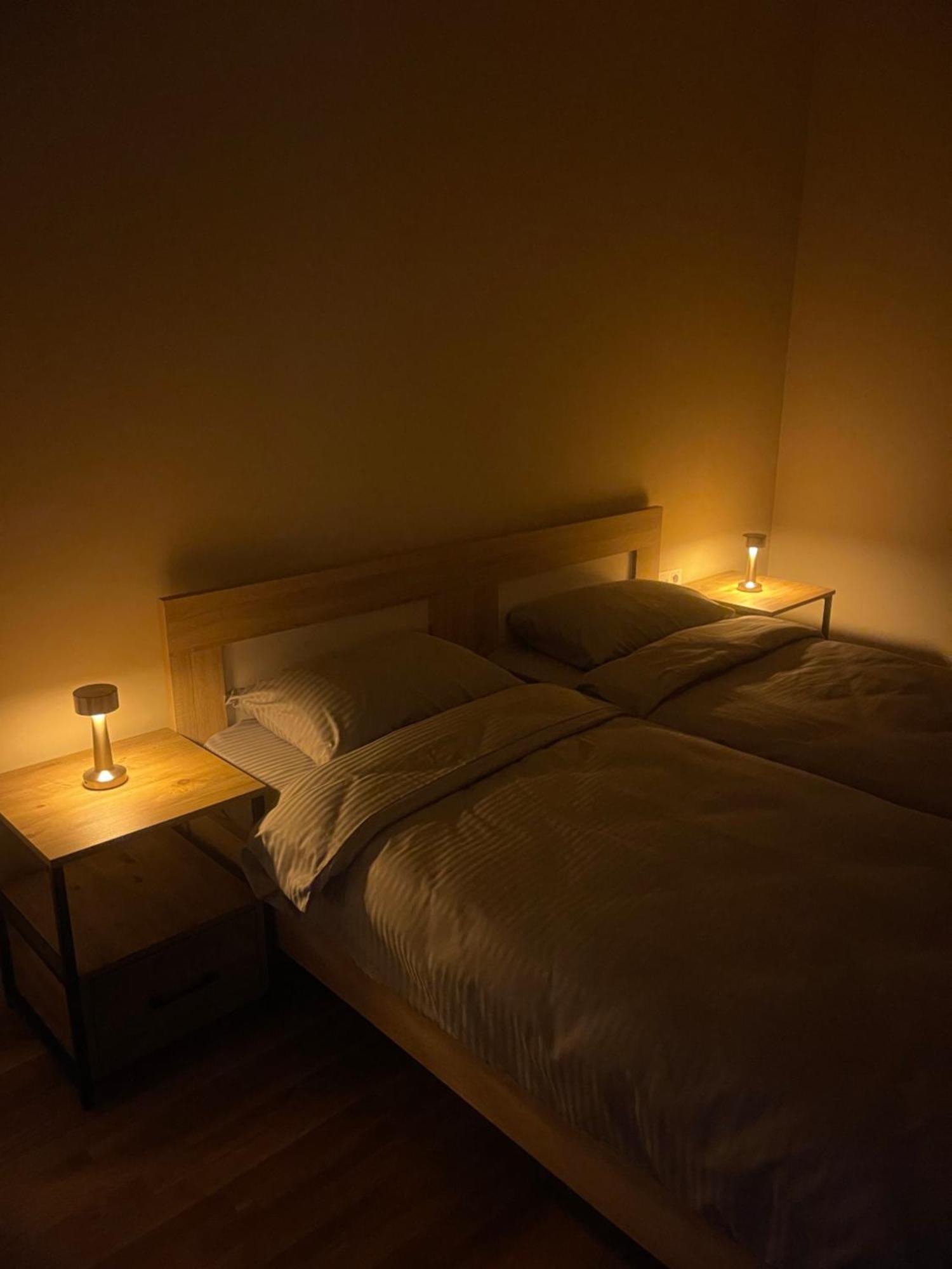 180° View Apartment In Diamond Building Skopje Esterno foto