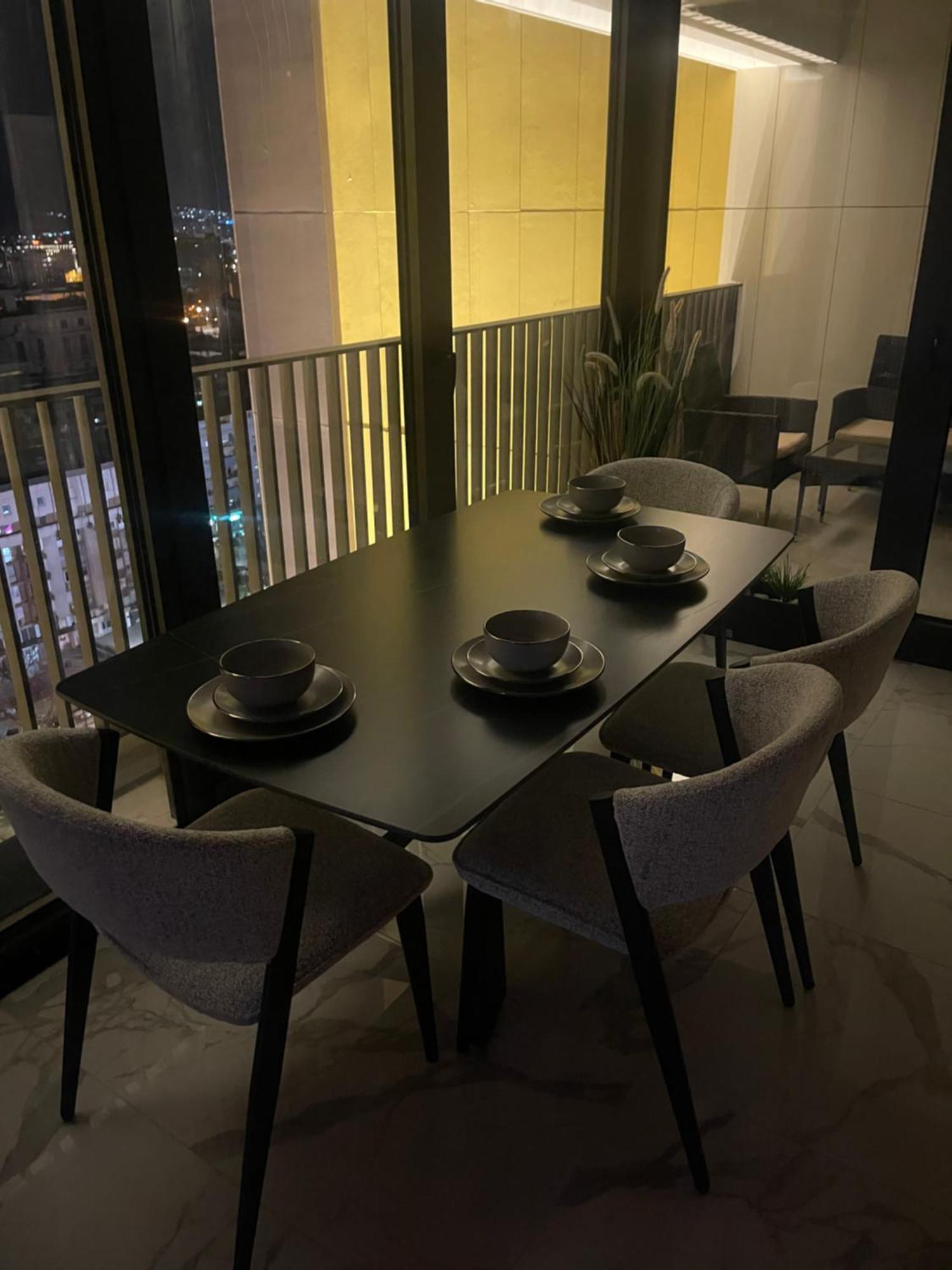 180° View Apartment In Diamond Building Skopje Esterno foto