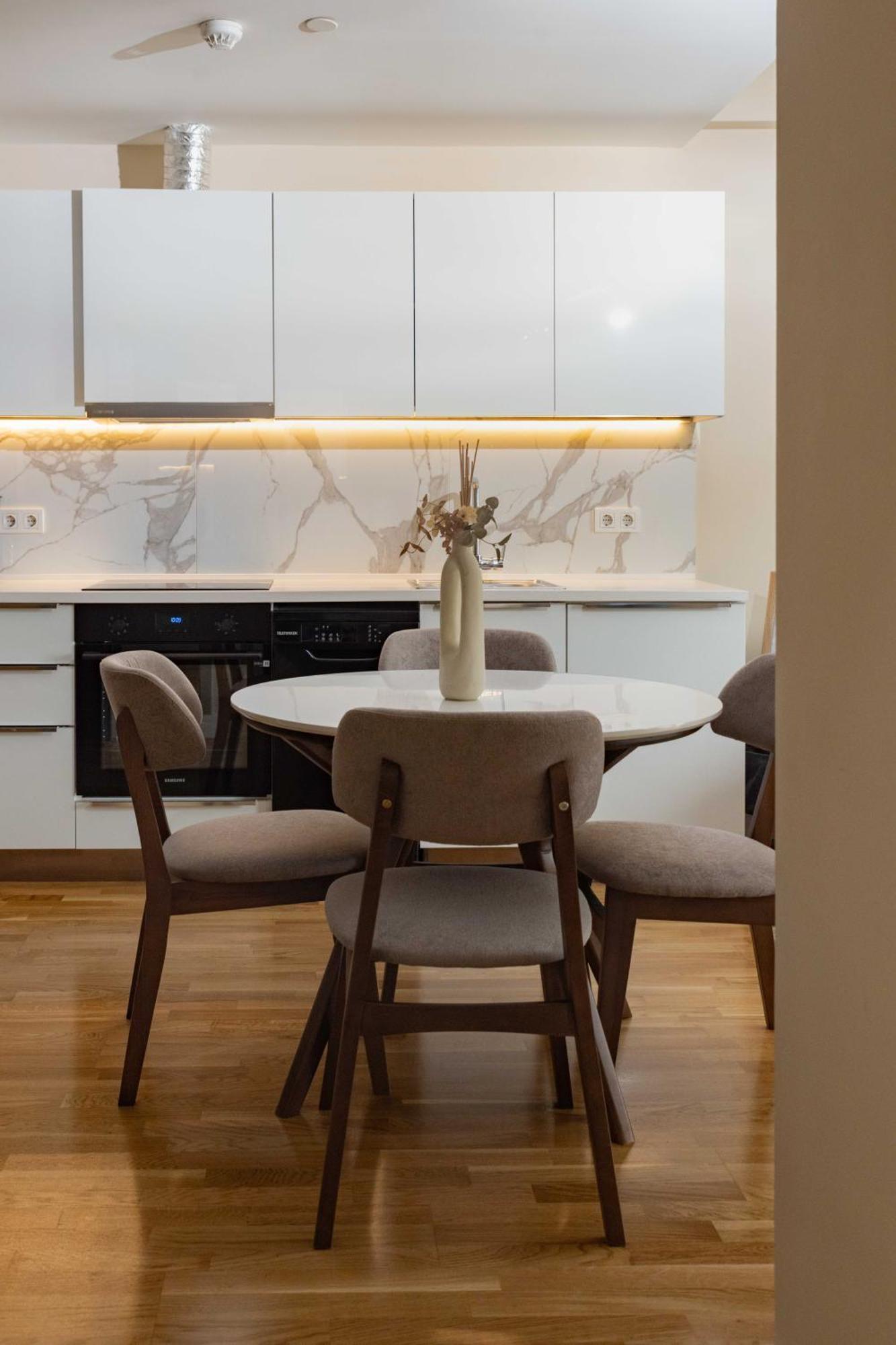 180° View Apartment In Diamond Building Skopje Esterno foto